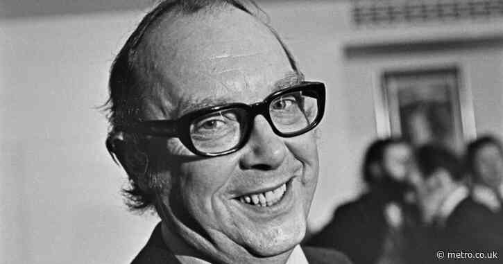 Eric Morecambe’s iconic glasses fetch whopping five-figure sum at ‘extraordinary’ auction