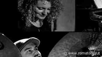 Matteo Cidale feat. Chiara Viola in concerto al Charity Café