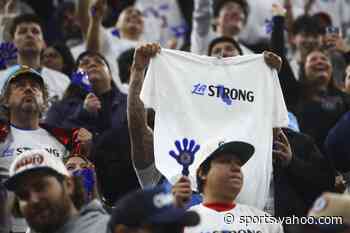 Clippers and their fans show their 'L.A. Strong' support during victory over Miami