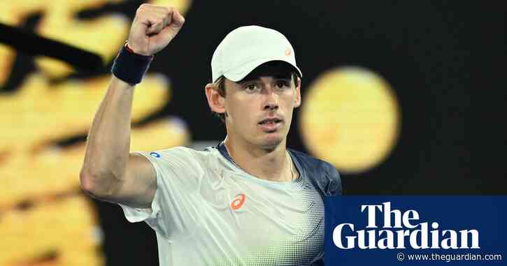 Alex de Minaur brings main character energy in Australian Open straight-sets win