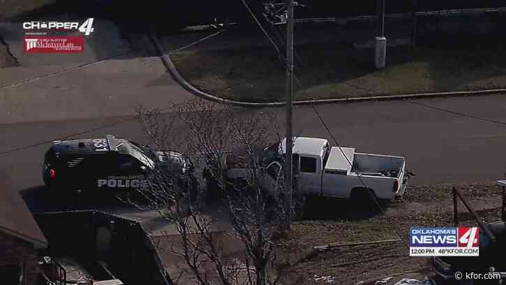 Chase ends in NW OKC suspect in custody, police say