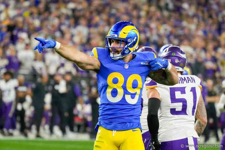 With Tyler Higbee spitting up blood, Rams’ tight ends stepped up