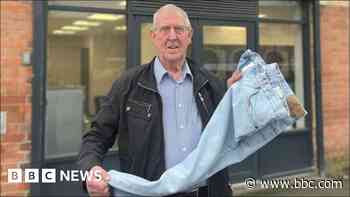 Man, 84, fights off launderette robber with pair of jeans