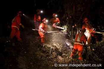 Firefighters prepare for increasing gusts following brief reprieve for LA area