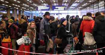 Despair among climate campaigners as Heathrow Airport smashes annual flights record