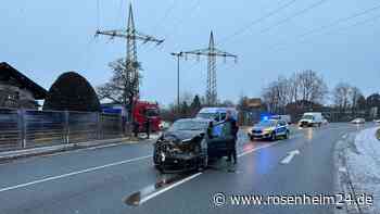 Unfall bei Schloßberg am Mittwochmorgen: Zwei Fahrzeuge beteiligt