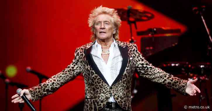 Sir Rod Stewart oblivious Friends legend served him his divorce papers