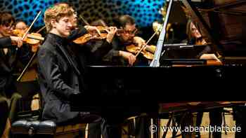 Elbphilharmonie: Ovationen für einen kompromisslosen Jan Lisiecki