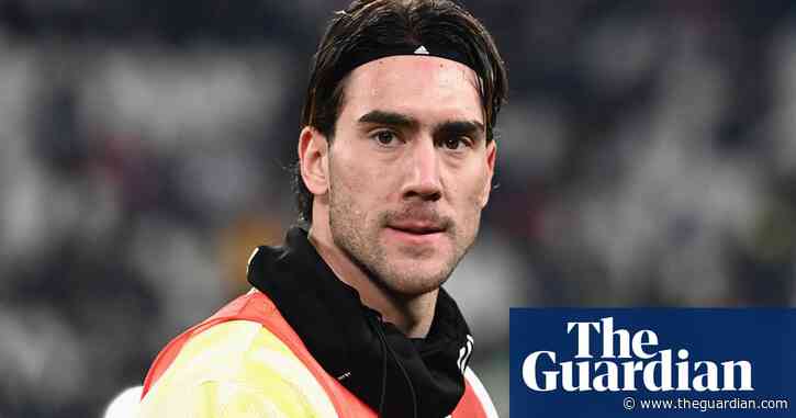 Football transfer rumours: Vlahovic to solve Arsenal’s striker problem?