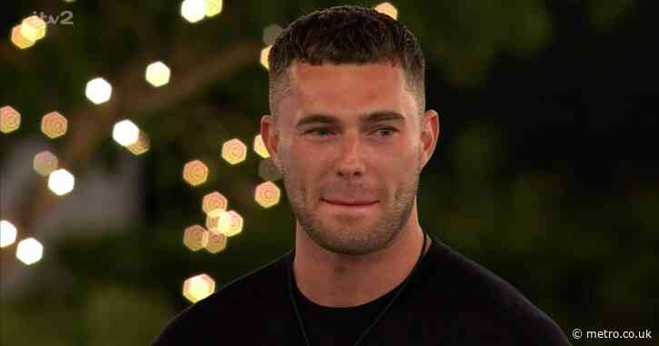 Love Island viewers beg to ‘burn the sheets’ after Curtis Pritchard confession