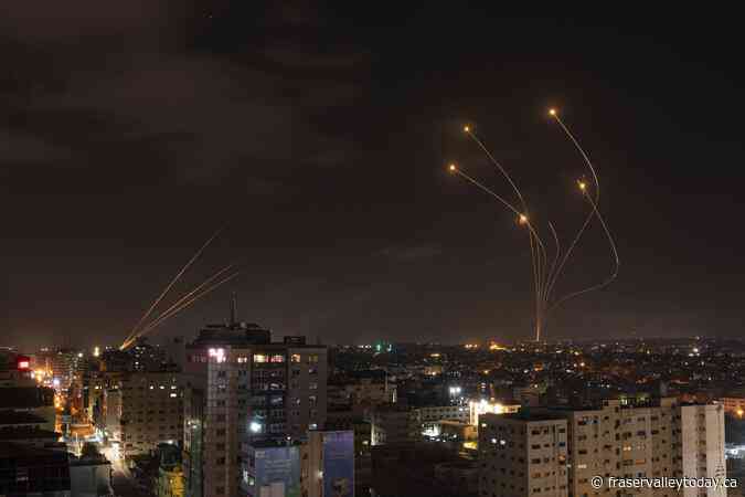 Gaza ceasefire negotiations hit last-minute snag, delaying anticipated deal to pause war