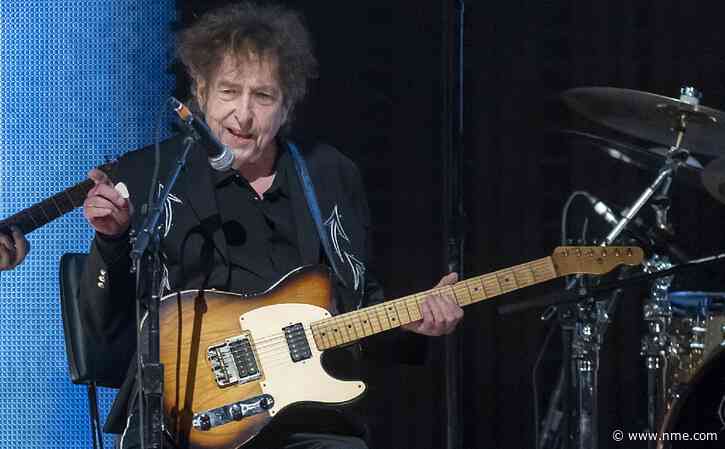 Bob Dylan makes a TikTok account days before it could get banned in the US