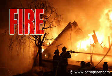 1 detained as Little Mountain fire in San Bernardino burns 30 acres, threatens structures