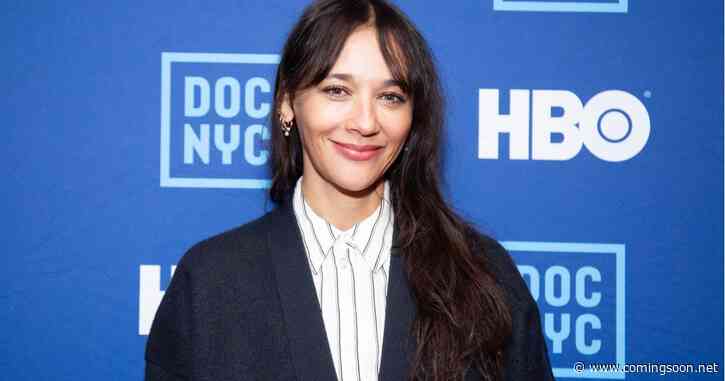 Who Is Rashida Jones’ Boyfriend? Ezra Koenig’s Job & Relationship History