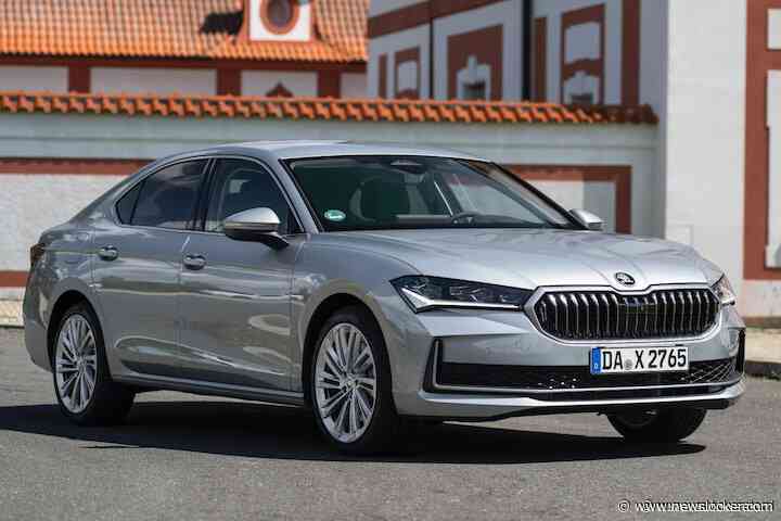 Skoda Superb Hatchback met 136 kilometer elektrisch bereik is slim geprijsd