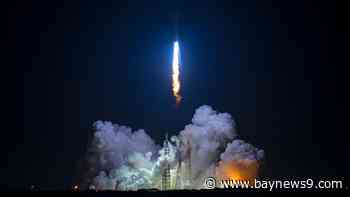 Blue Origin successfully launches New Glenn rocket; first-stage booster fails its landing