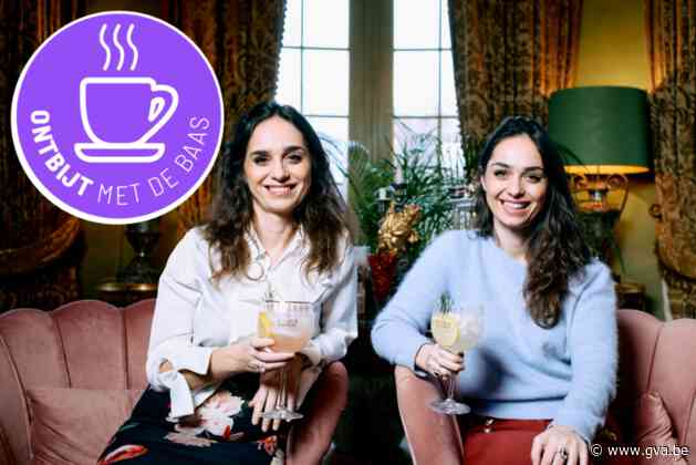 ‘Tonic twins’ Joyce en Raissa de Haas runnen bedrijf vanuit hun kasteel in Wijnegem: “Wij kunnen in elkaars plaats vergaderen”