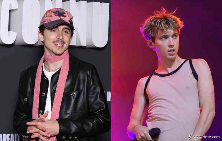 Timothée Chalamet follows ‘SNL’ sketch by signing Troye Sivan album as ‘Troye Sivan’