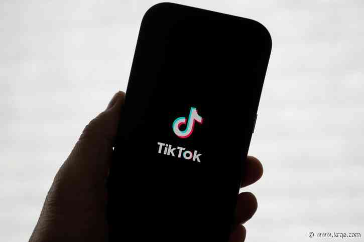 TikTok says it's restoring service to US users based on Trump's promised executive order