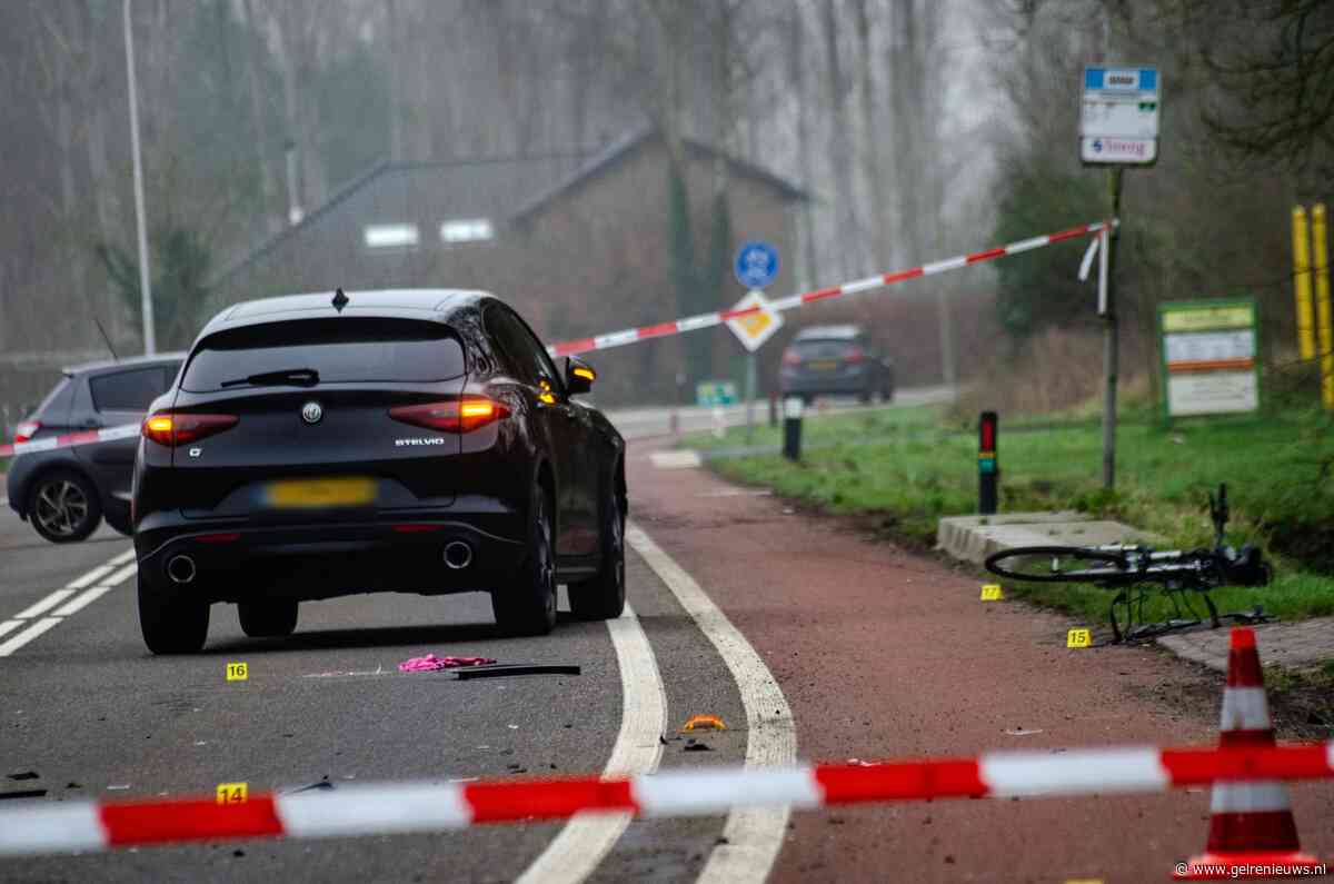 Minderjarige zwaargewond na botsing met automobilist Overasselt