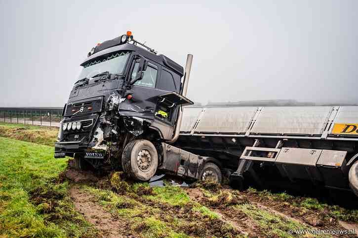 Ernstig ongeval tussen vrachtwagen en twee auto’s