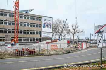 Tweede deel van fiets- en wandelbrug over Hasseltse Grote Ring wordt dit weekend geplaatst