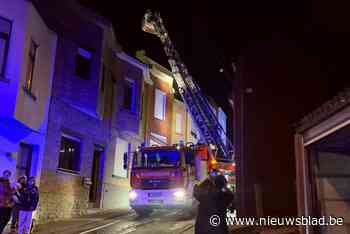 Aanzienlijke schade bij uitslaande brand in woning in Geraardsbergen