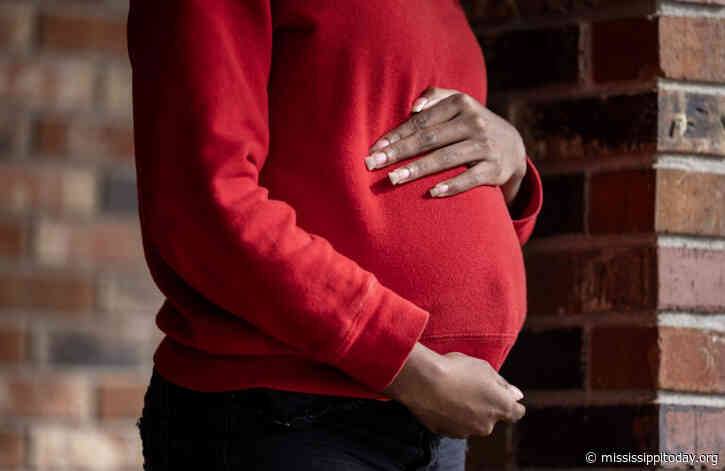 Bill to revise law for low-income pregnant women passes first legislative hurdle