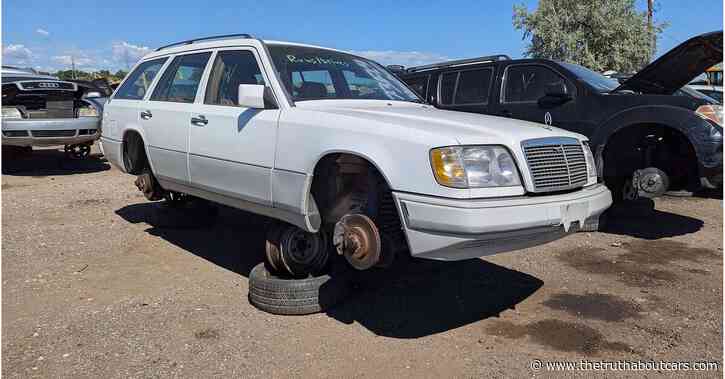 Junkyard Find: 1994 Mercedes-Benz E 320 Wagon