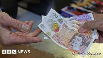 Cash payments 'making a comeback as people budget'