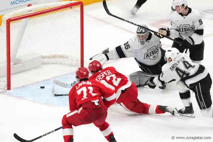 Kings fall to Todd McLellan-coached Red Wings