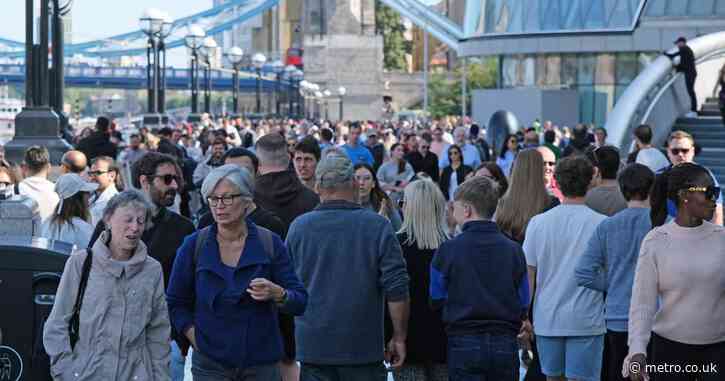 UK population could grow 5,000,000 to 72,500,000 people in eight years