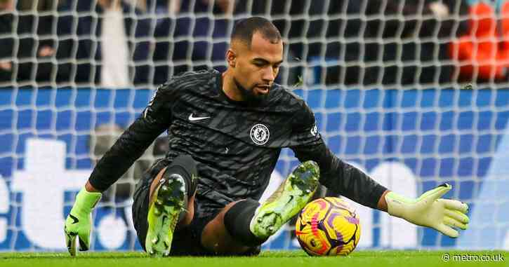 Chelsea make decision over signing goalkeeper to replace under-fire Robert Sanchez