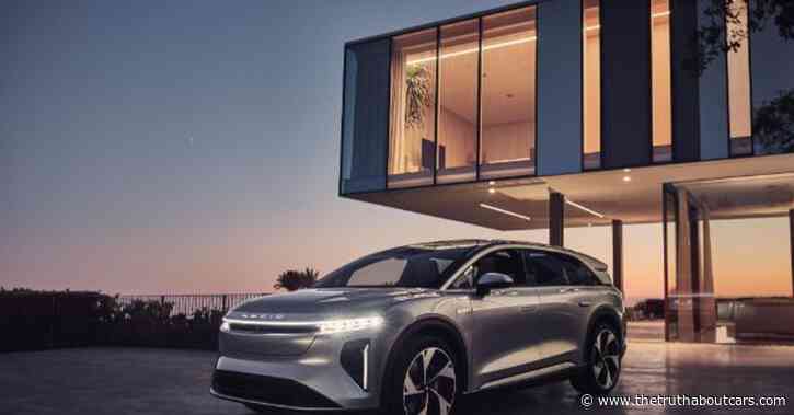 The Lucid Gravity Will Offer 400 kW Charging Speeds and Tesla Supercharger Access