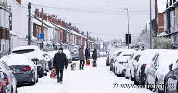 UK snow maps show nine hour Arctic blast could bring 16 inches in just one day this week