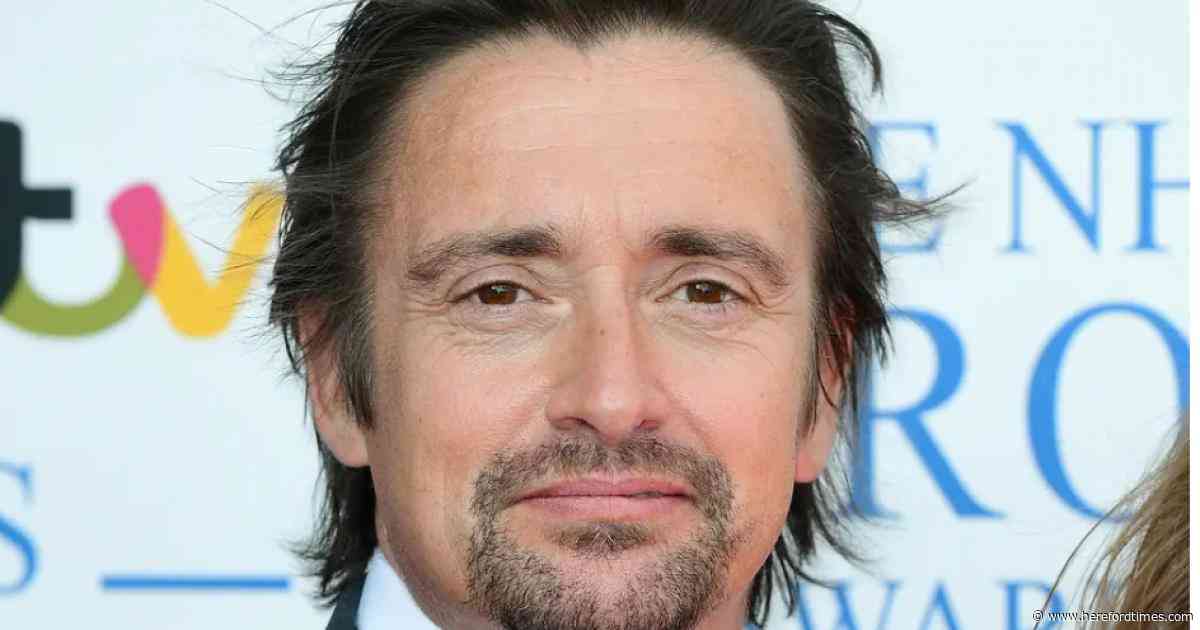 Richard Hammond pictured wearing wedding ring amid split from wife