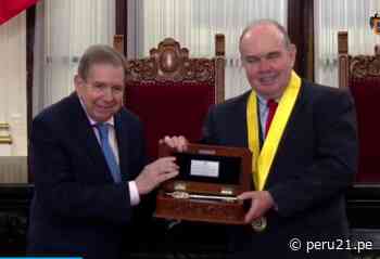 Edmundo González Urrutia recibió las llaves de la ciudad de Lima