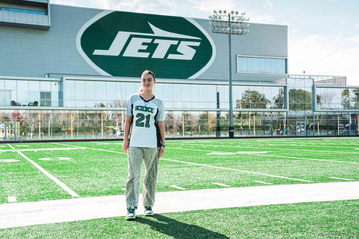 Bronx Science senior named finalist for NFL Latino Youth Honors