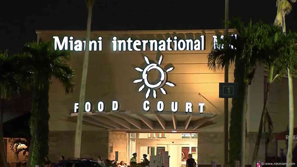 Business owner stabbed ex then fatally shot himself at Miami International Mall: Police