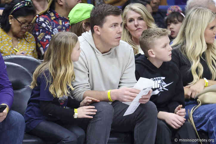 Kellen Moore, now the NFL’s youngest head coach, inherits an aging Saints roster