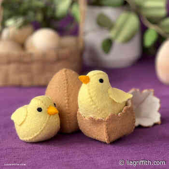 Felt Baby Chicks with Eggs