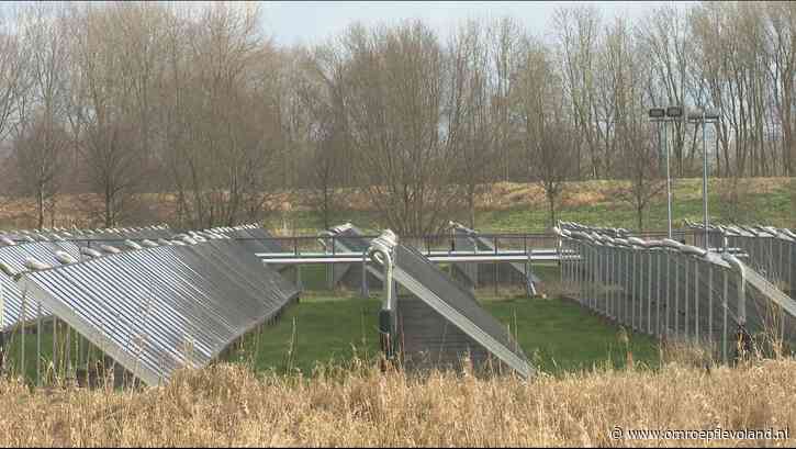 Biddinghuizen - Mobiele zonnepanelen op landbouwgrond stuitten op weerstand, nu in de ijskast