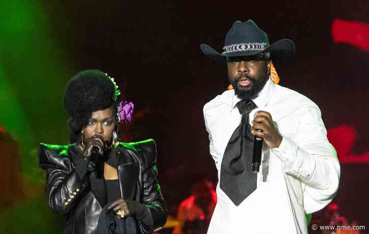 Watch Fugees’ Lauryn Hill and Wyclef Jean perform together at Roberta Flack memorial