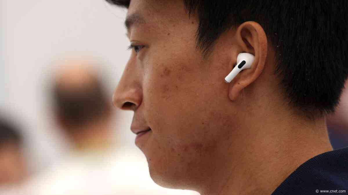 Apple Reportedly Planning AirPods That Can Translate Languages Live