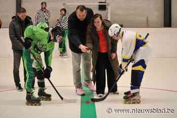 Inline hockeyclub heeft nieuwe sportvloer: “Interesse uit buitenland om hier te komen spelen”
