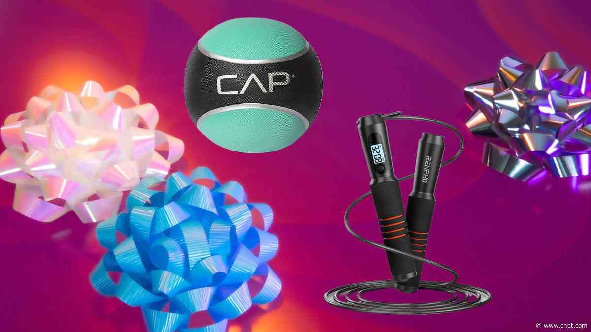 13 of the Best Fitness Gifts Under $50 for 2025