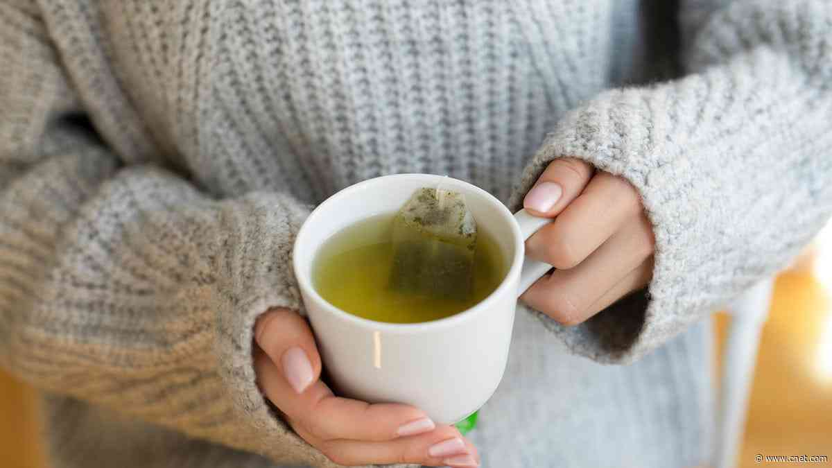 If You Aren't Drinking Green Tea, You're Missing Out on These 8 Benefits