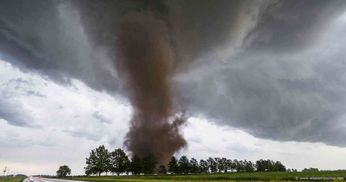 Up to 150 Million Americans Facing Threat of Weekend 'Megastorm'