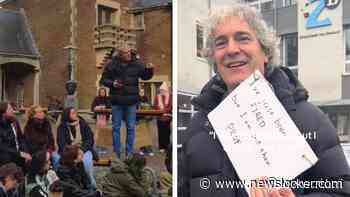 Ontslagen professor geeft nu colleges in buitenlucht in Middelburg, video's gaan viral