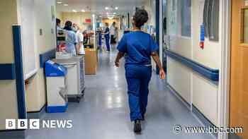 NHS trusts urged to 'really push' for savings